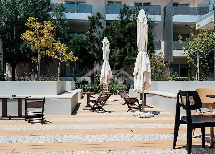 Sunnyvillas: 2br Mythical Apt*swimming Pool*ak04 *